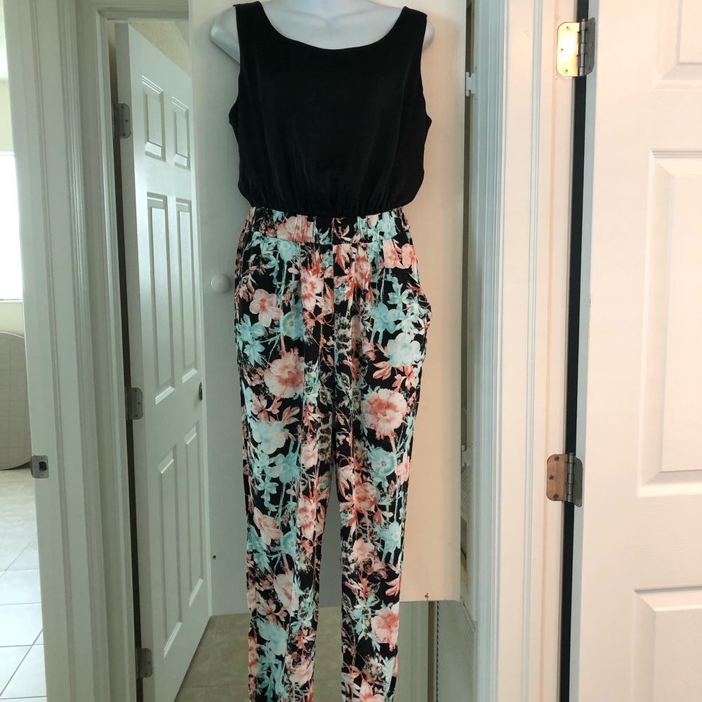 Women’s Floral Jumpsuit